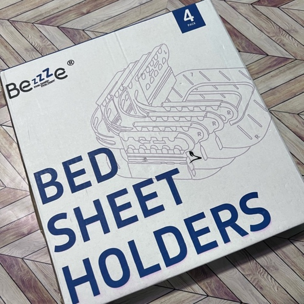 Bed Sheet Holders - White